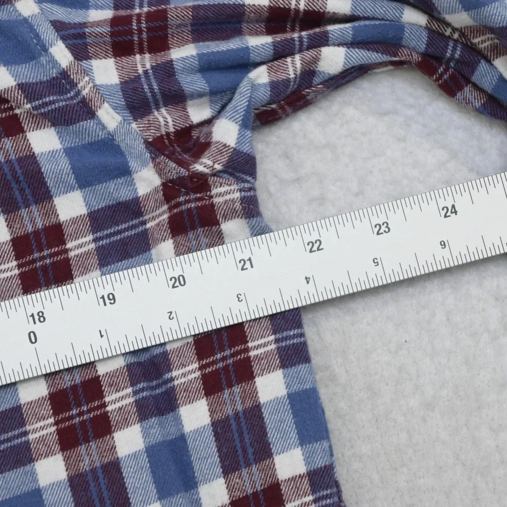 Magellan Outdoors Flannel Button Up Mens M Classic Fit Blue Red Plaid Pocket